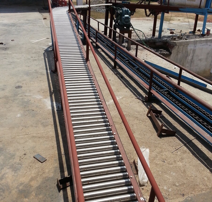roller conveyor